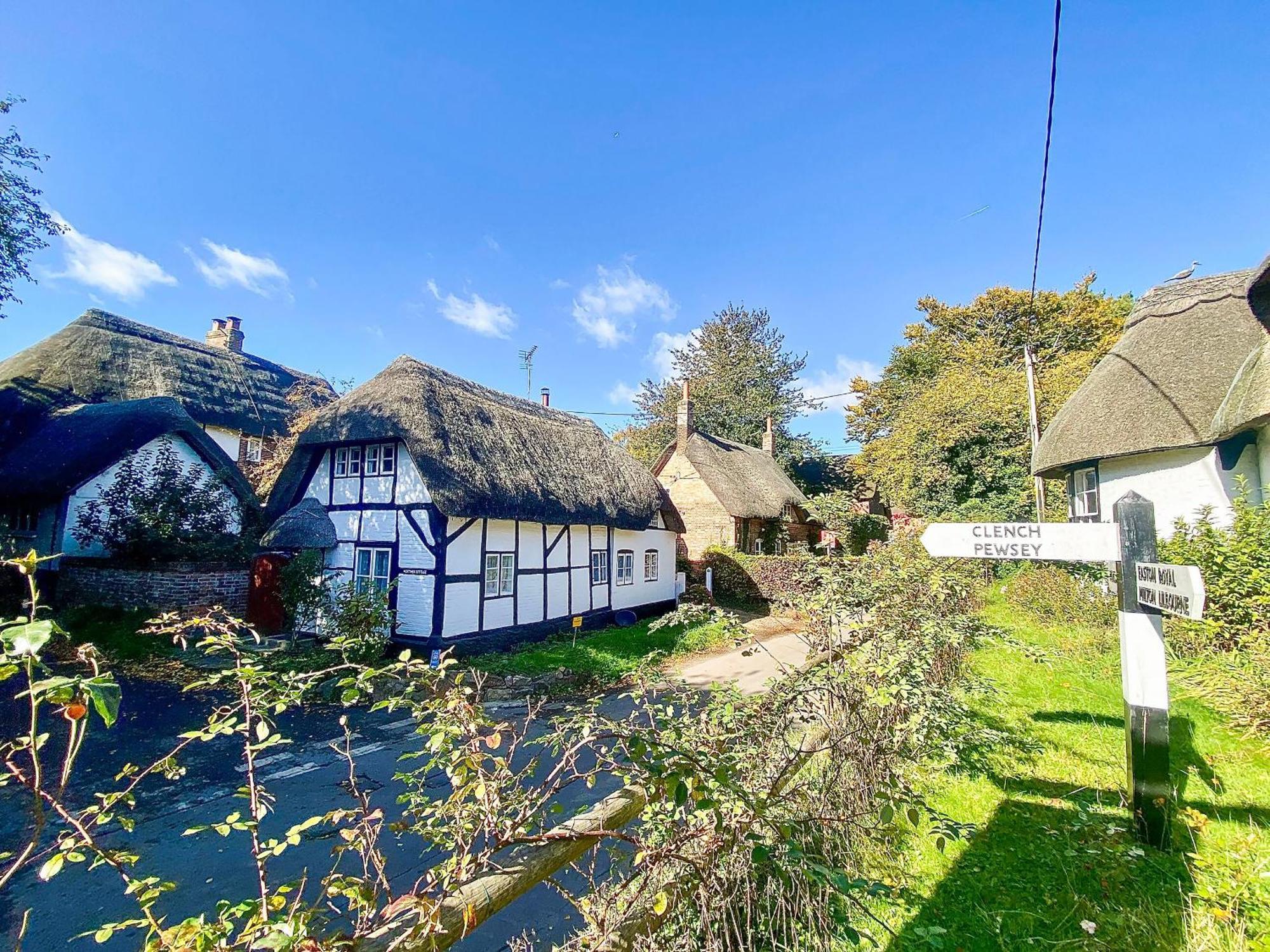 Mortimer Cottage Wootton Rivers Exteriör bild